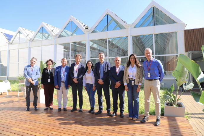 FEB-PIMEC fa una visita institucional a l’Institut de Recerca contra la Leucèmia Josep Carreras